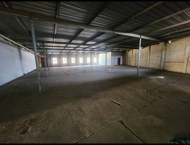 1,000M² WAREHOUSE TO LET IN WADEVILLE